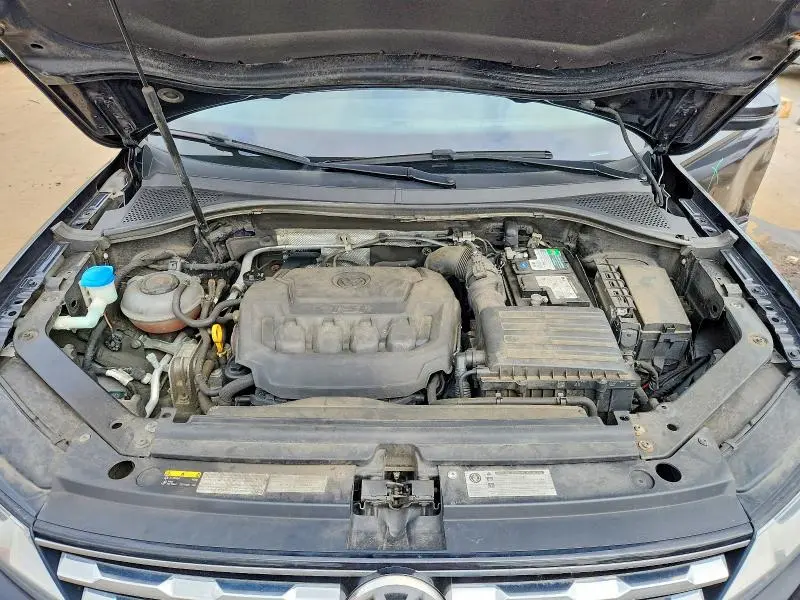 2018 VOLKSWAGEN TIGUAN SE  