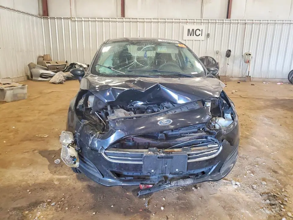 2017 FORD FIESTA SE  