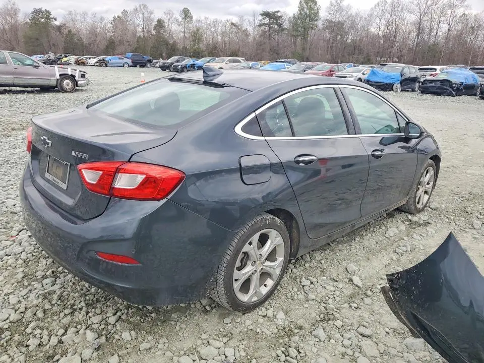 2018 CHEVROLET CRUZE PREMIER  