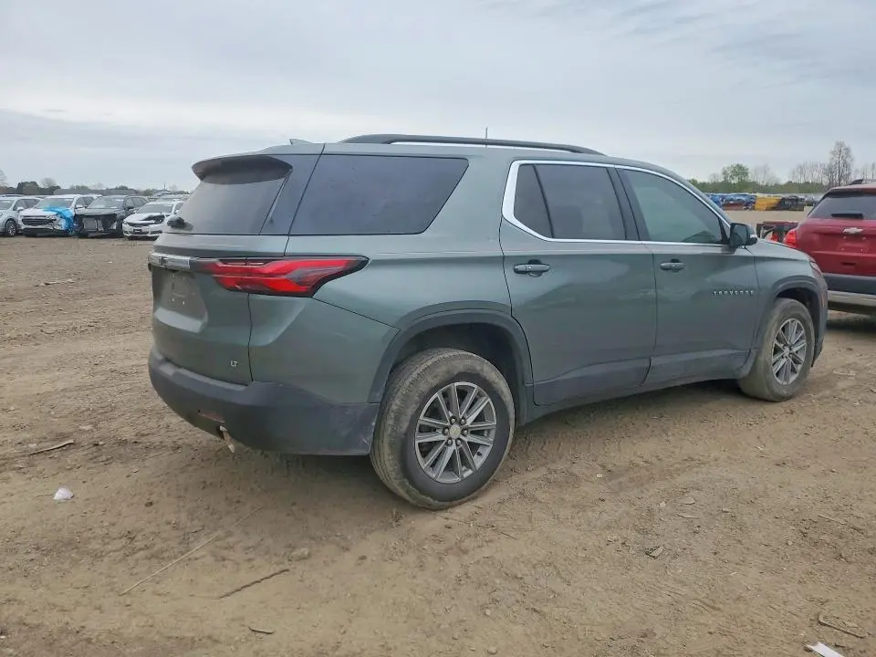 2023 CHEVROLET TRAVERSE LT  
