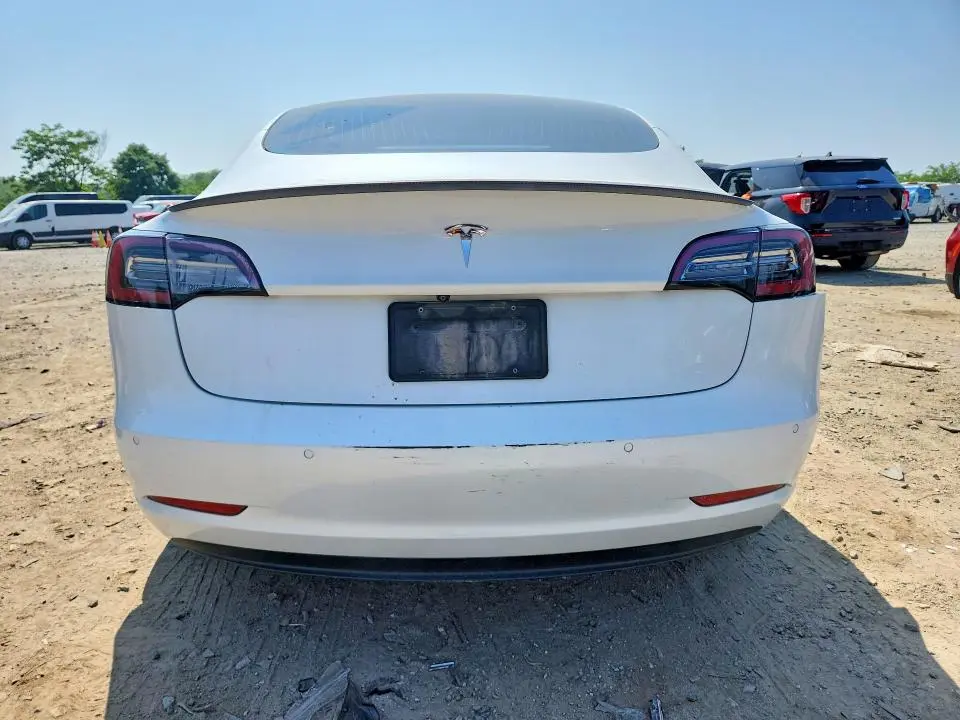 2020 TESLA MODEL 3   