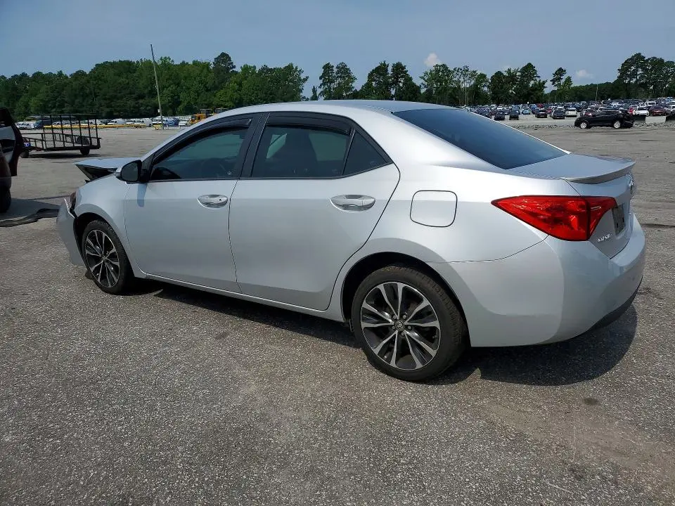 2017 TOYOTA COROLLA SE  