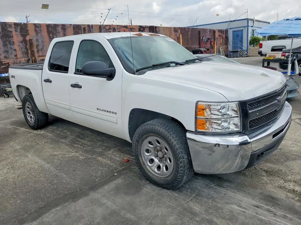 2013 CHEVROLET SILVERADO K1500 LT  