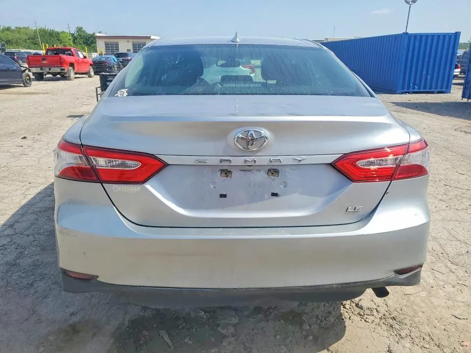 2019 TOYOTA CAMRY LE  