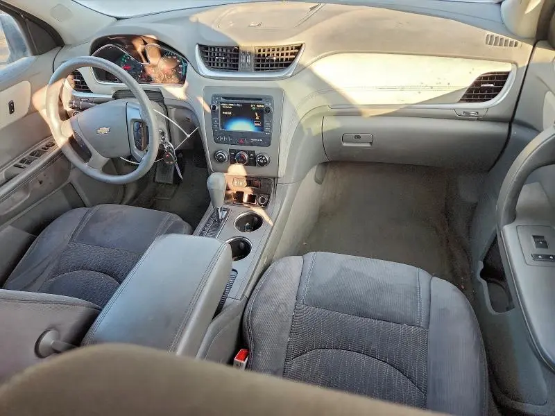 2016 CHEVROLET TRAVERSE LS  