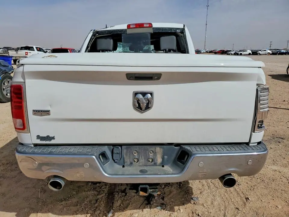 2015 RAM 1500 LARAMIE  