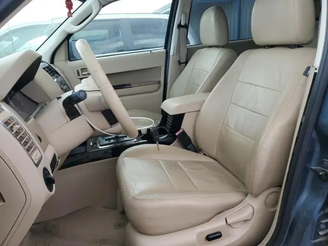 2011 FORD ESCAPE LIMITED  
