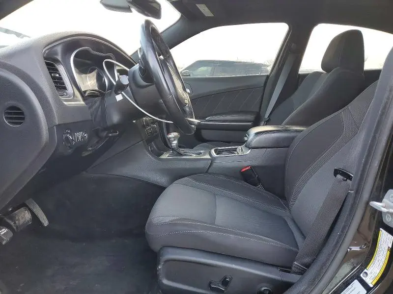 2016 DODGE CHARGER SXT  