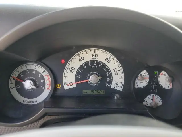 2010 TOYOTA FJ CRUISER   