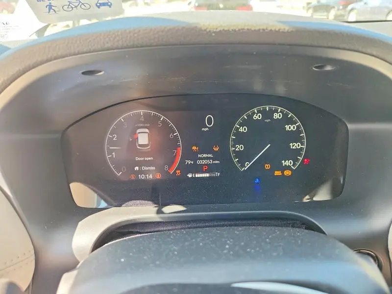 2023 HONDA HR-V LX  