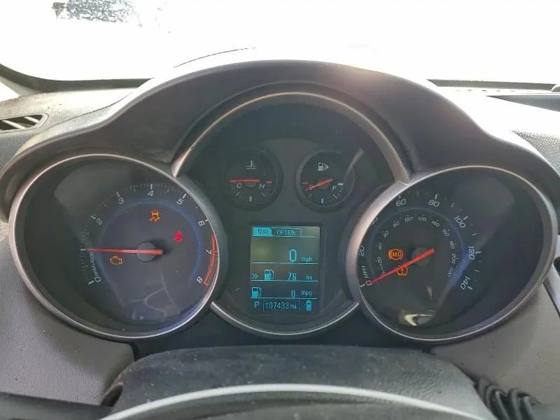 2014 CHEVROLET CRUZE LS  