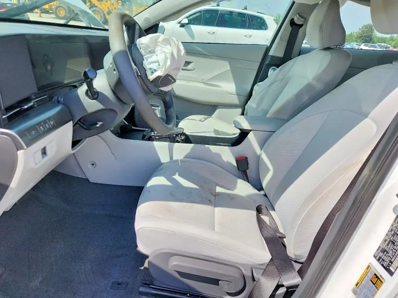2023 HYUNDAI KONA ESSENTIAL  