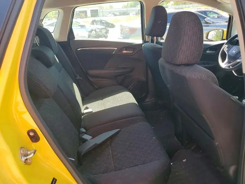2015 HONDA FIT LX  