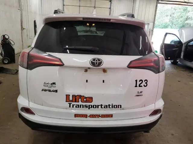 2016 TOYOTA RAV4 LE  