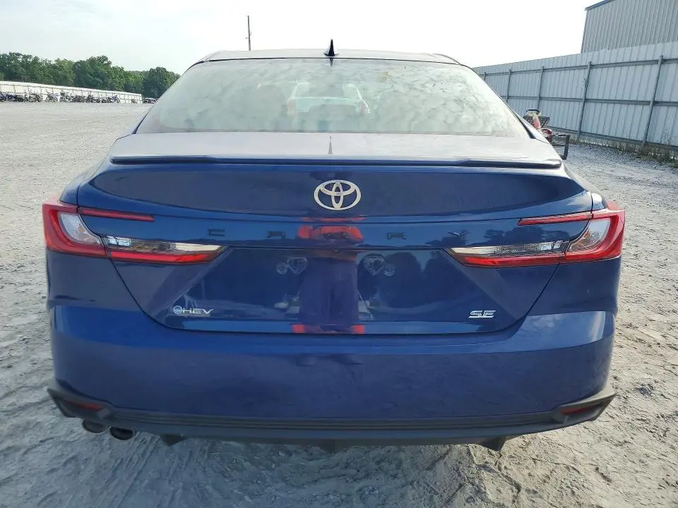 2026 TOYOTA CAMRY SE  