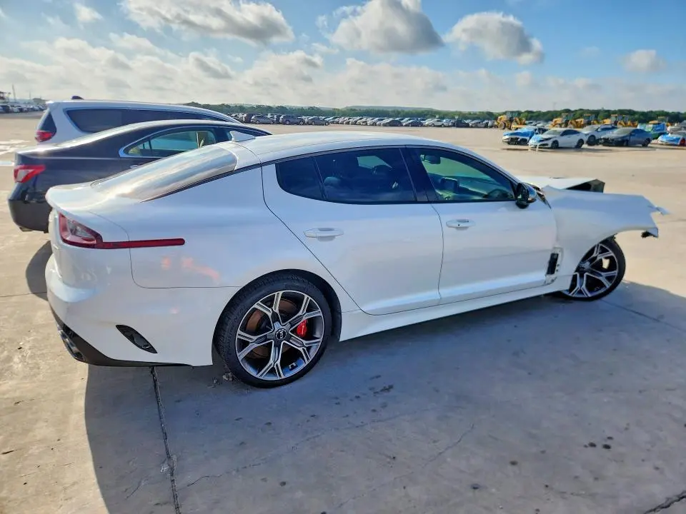 2020 KIA STINGER GT  