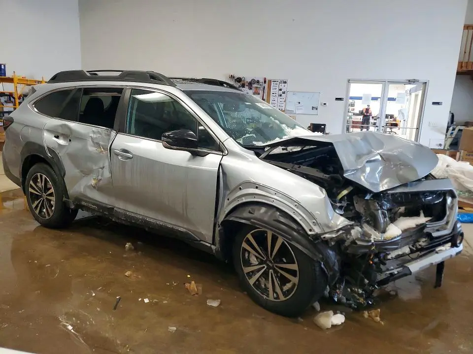 2024 SUBARU OUTBACK LIMITED  