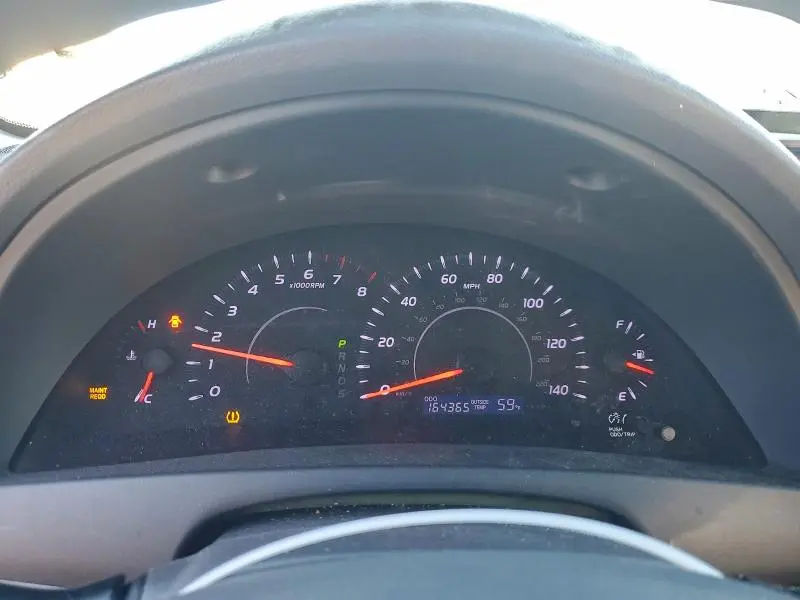 2011 TOYOTA CAMRY BASE  