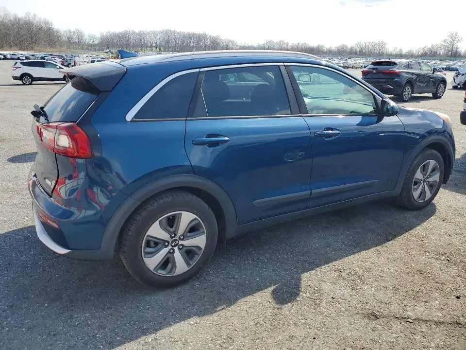 2018 KIA NIRO LX  