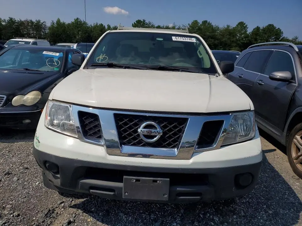 2017 NISSAN FRONTIER S  