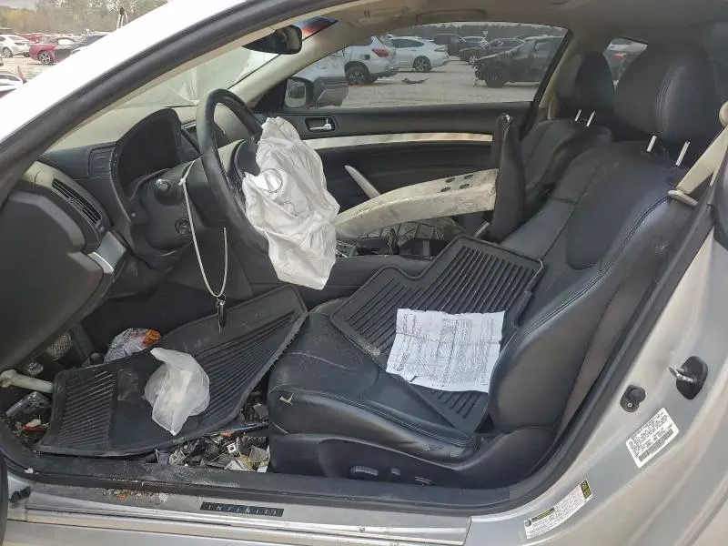 2015 INFINITI Q60 JOURNEY  