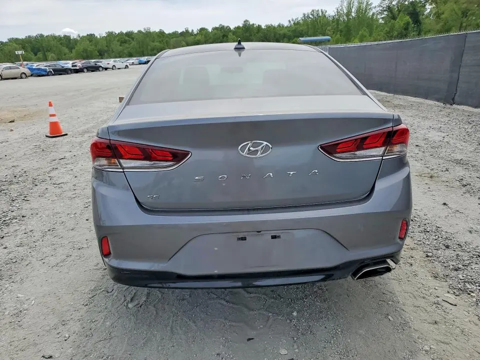 2018 HYUNDAI SONATA SE  