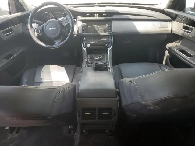 2016 JAGUAR XF PREMIUM  