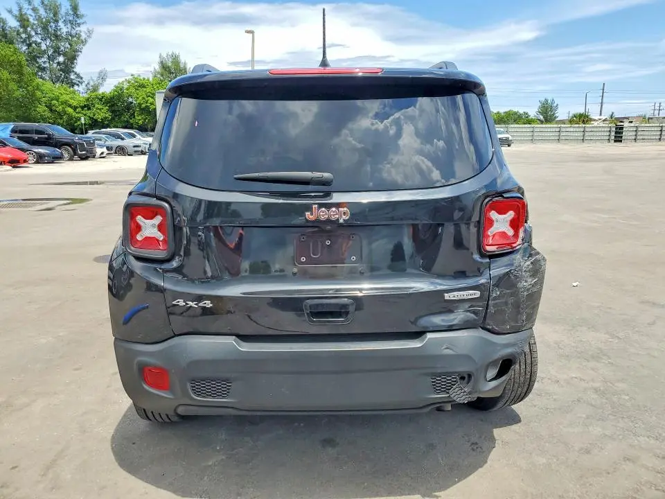 2022 JEEP RENEGADE LATITUDE  