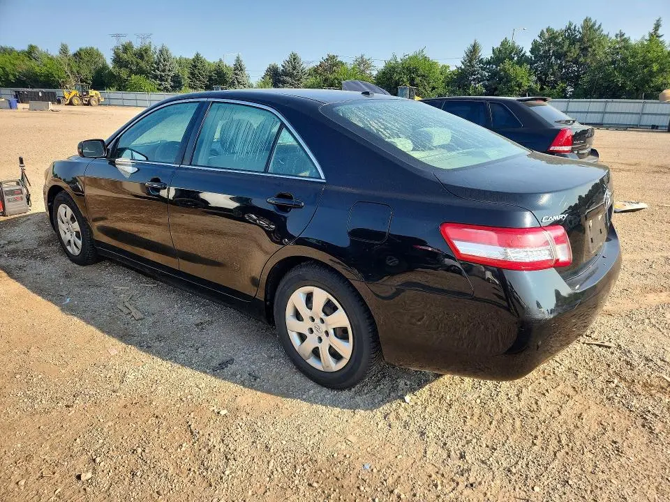 2011 TOYOTA CAMRY LE  