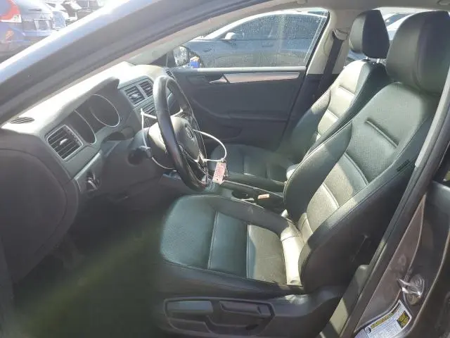 2015 VOLKSWAGEN JETTA SE  