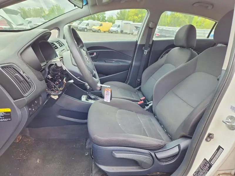 2016 KIA RIO LX  