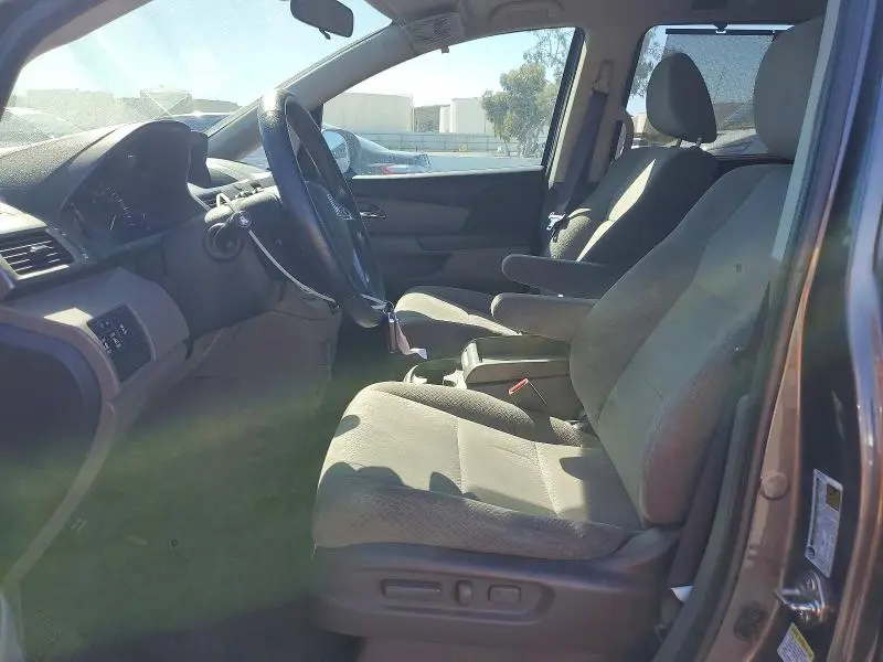 2016 HONDA ODYSSEY SE  