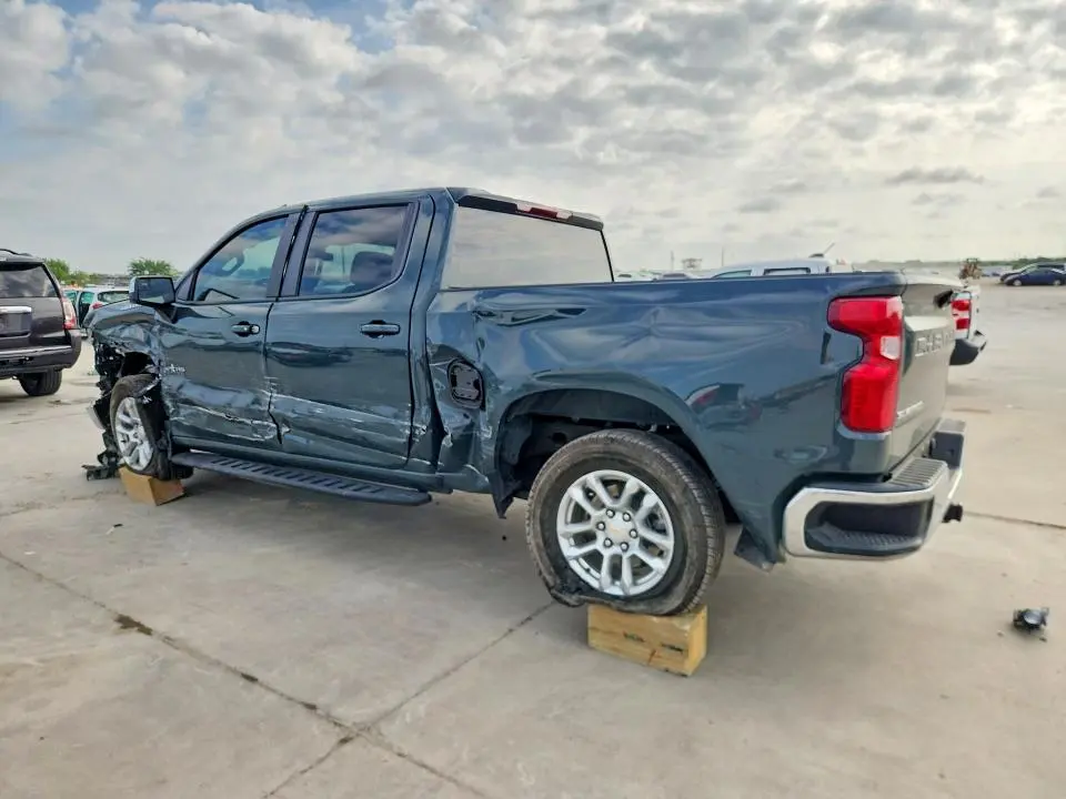 2025 CHEVROLET SILVERADO C1500 LT  