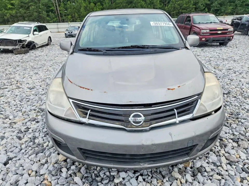 2011 NISSAN VERSA   