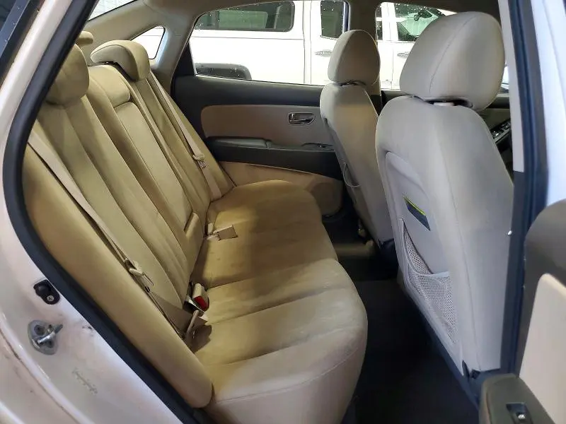 2010 HYUNDAI ELANTRA GLS  