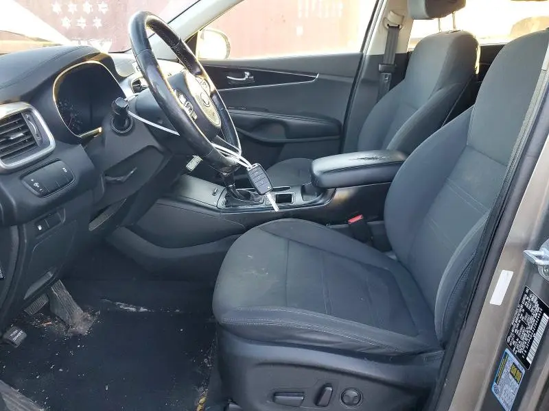 2018 KIA SORENTO LX  