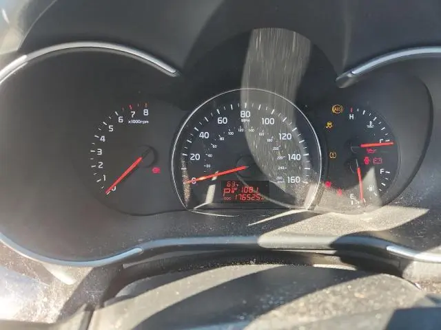 2014 KIA SORENTO LX  