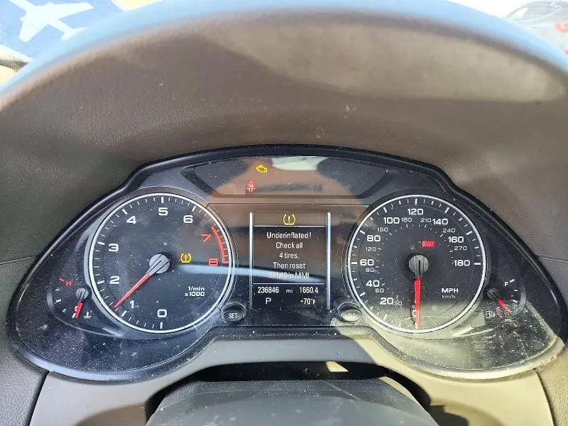2010 AUDI Q5 PREMIUM PLUS  