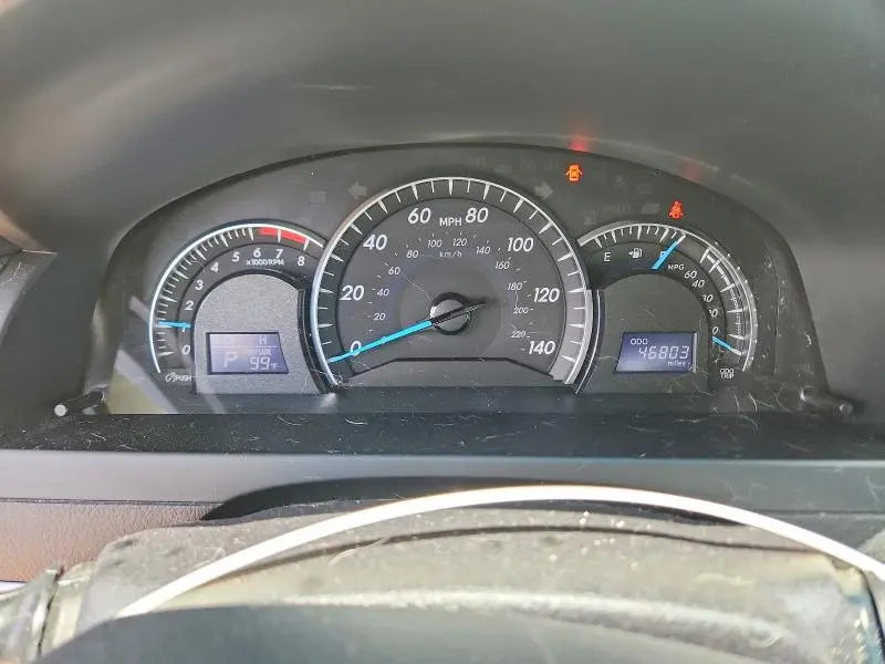 2014 TOYOTA CAMRY XLE  