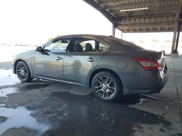 2011 NISSAN MAXIMA S  