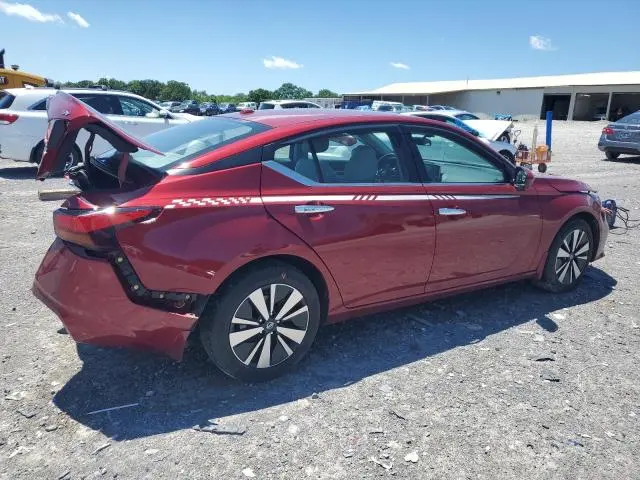2022 NISSAN ALTIMA SV  
