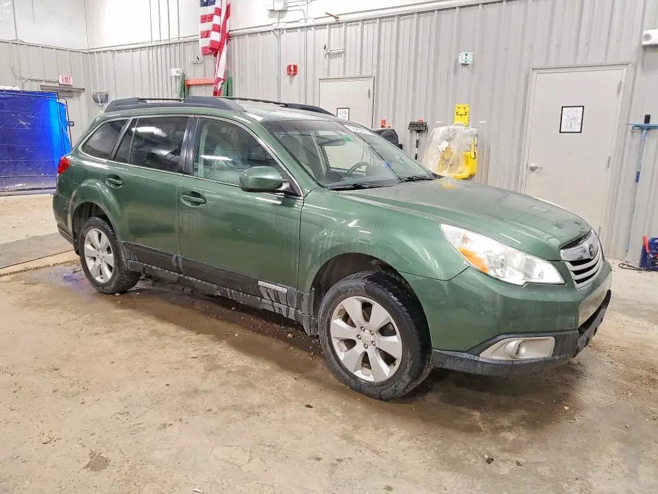 2010 SUBARU OUTBACK 2.5I PREMIUM  