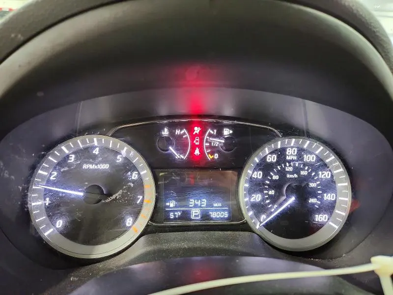 2015 NISSAN SENTRA SR  