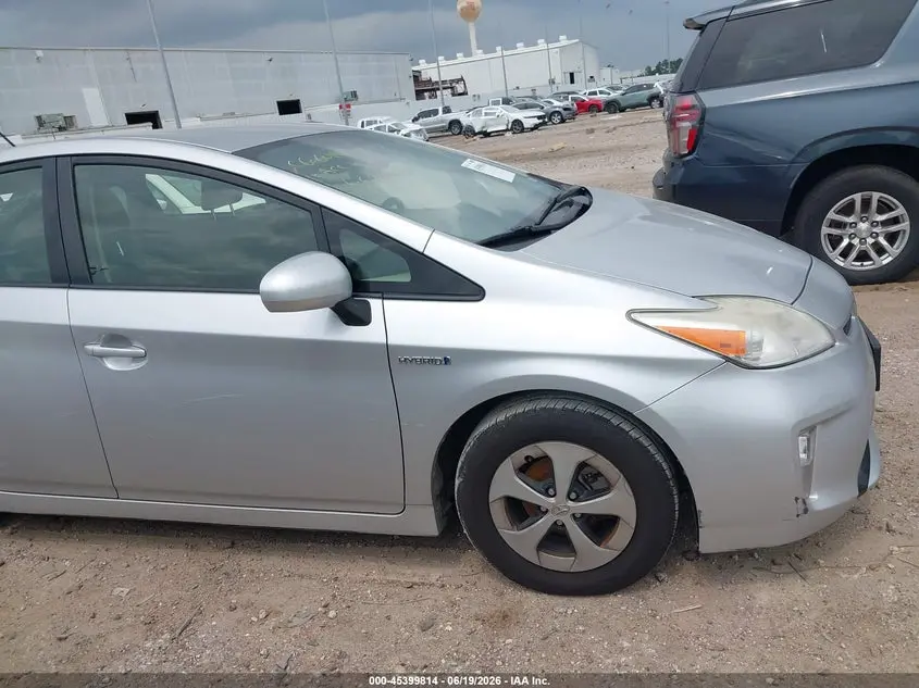 2013 TOYOTA PRIUS TWO