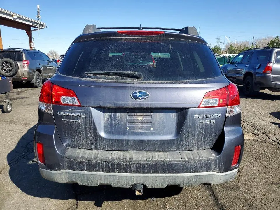 2014 SUBARU OUTBACK 3.6R LIMITED  
