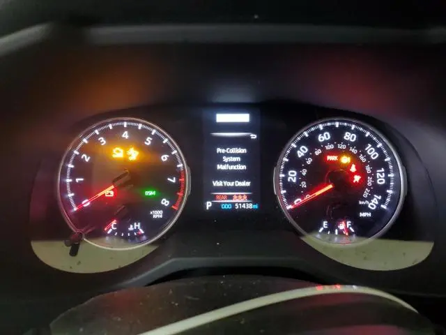 2020 TOYOTA RAV4 XLE  