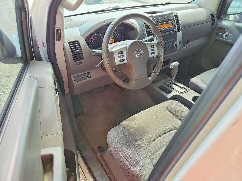 2014 NISSAN FRONTIER S  