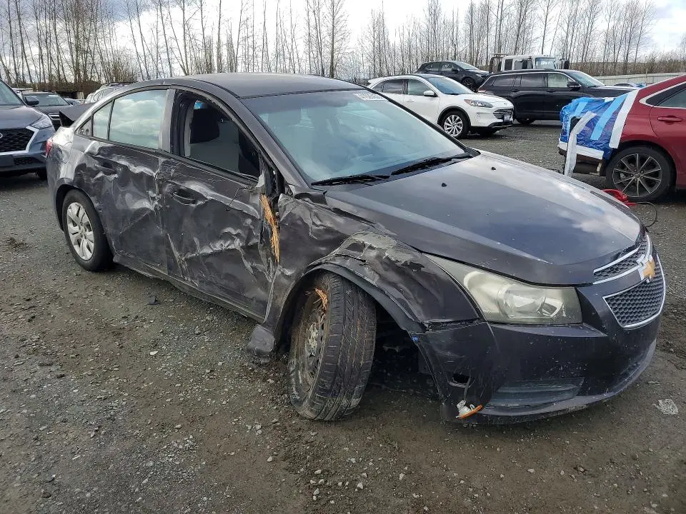 2014 CHEVROLET CRUZE LS  