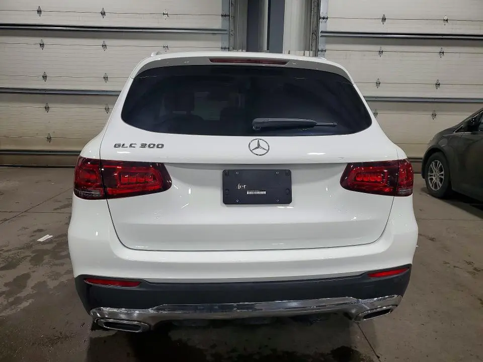 2020 MERCEDES-BENZ GLC 300  