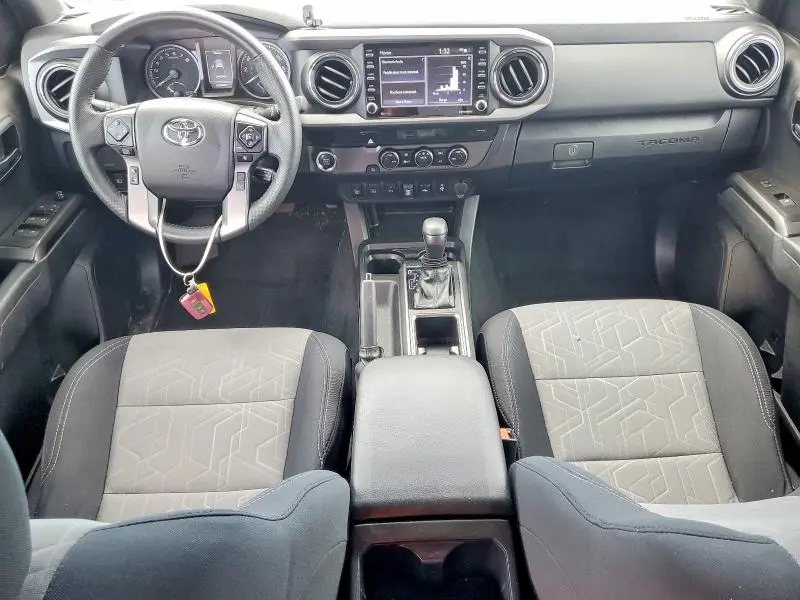 2022 TOYOTA TACOMA SR5 V6  